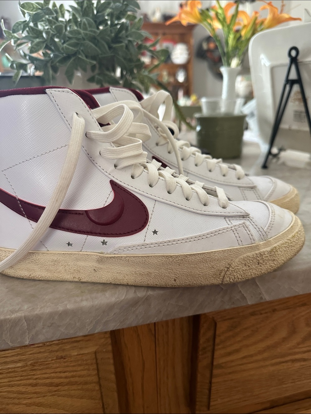 Nike Mid-Top Sneakers - White with Burgundy Swoosh